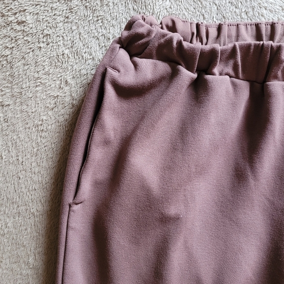 Aritzia The Group Babaton elastic waist cropped pants size small - Picture 4 of 12